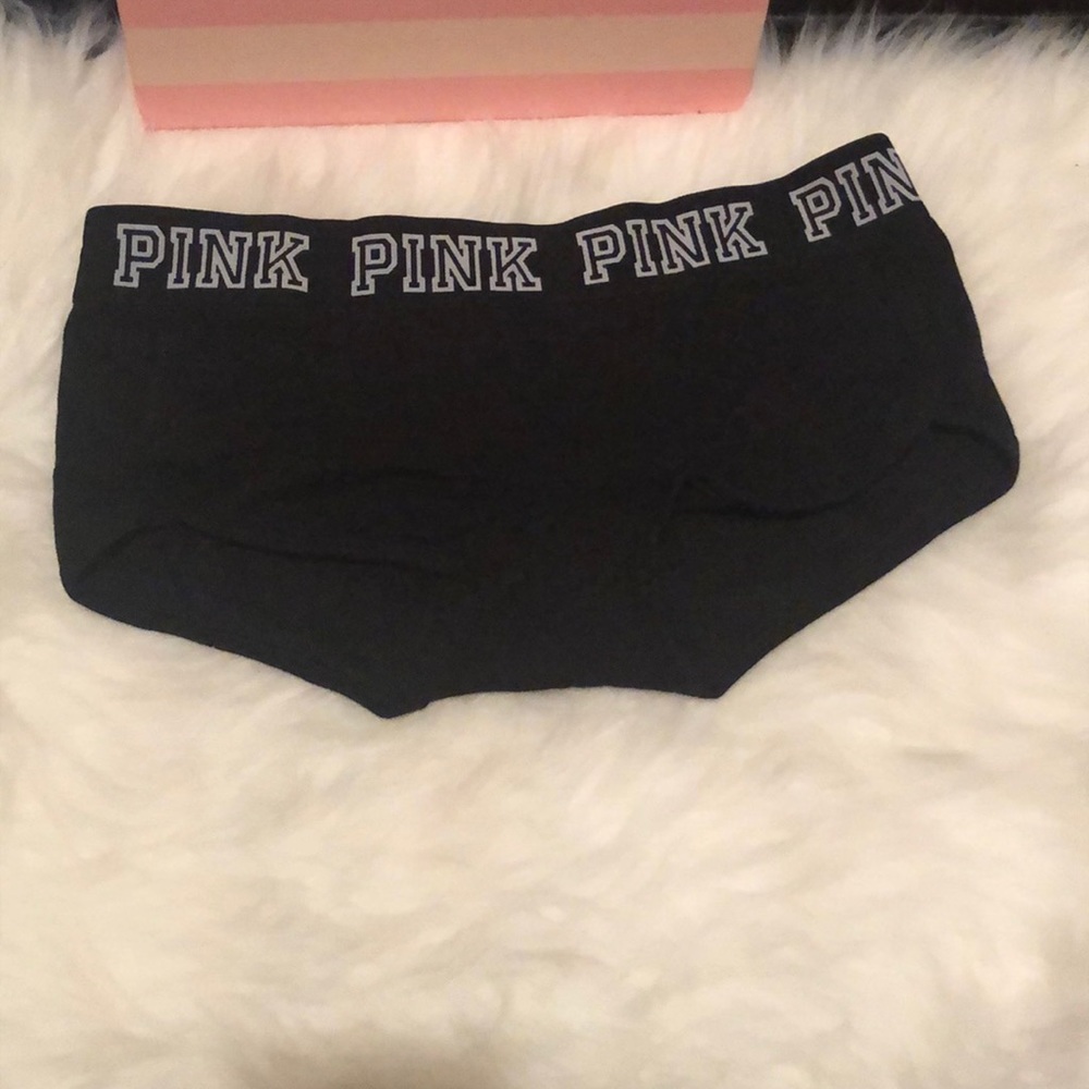 VS PINK black boyshorts underwear